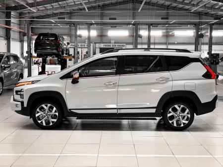 Thân xe Mitsubishi Xpander Cross