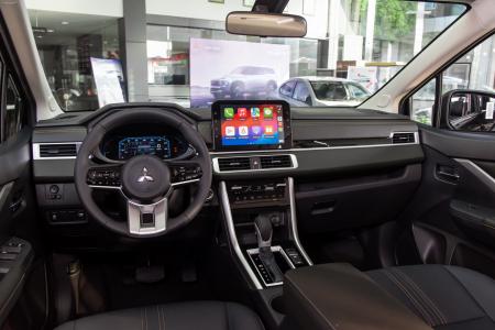 Mitsubishi Xpander AT PremiumXpander AT Premium (12)