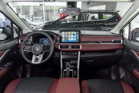 Mitsubishi Xpander CrossXpander Cross 2025 (9)