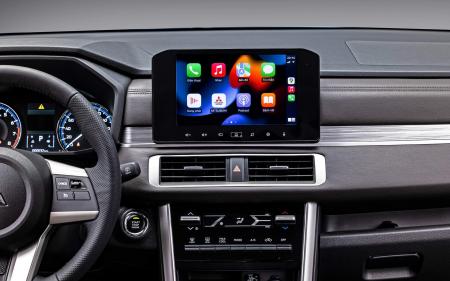 Mitsubishi Xpander dùng màn hình mới.